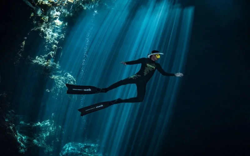 scuba diving la gi tim hieu bo mon lan bien thu vi