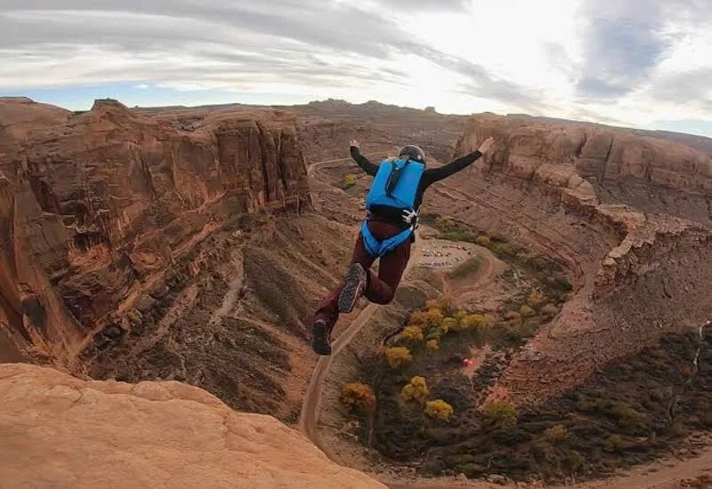 Base Jumping là gì