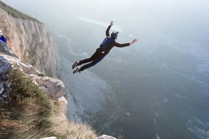 Base Jumping là gì